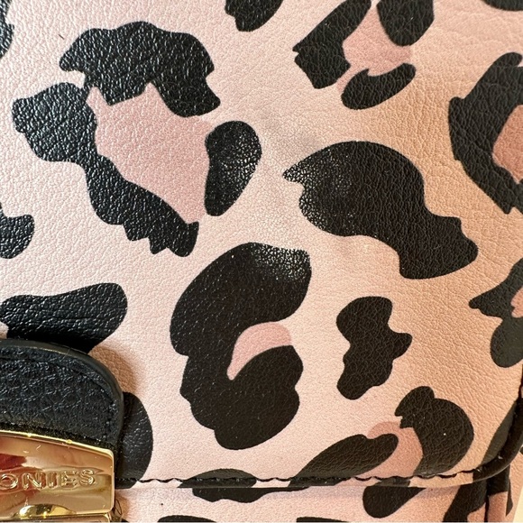 Poppy and Peonies crossbody bag - Picture 5 of 6